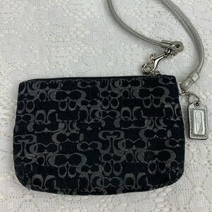 Coach Wristlet bag wallet clutch Black Silver Signature C Pink lined